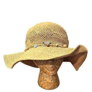 NEW Wallaroo Straw Floppy Hat Beaded Burlap String Never Worn NWOT